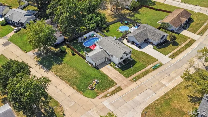 113 Barkwood Trails Drive, St Peters, MO 63376 — listing photo 33 of 35