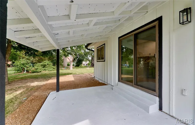 167 Rue Grand Drive, Lake St. Louis, MO 63367 — listing photo 34 of 44