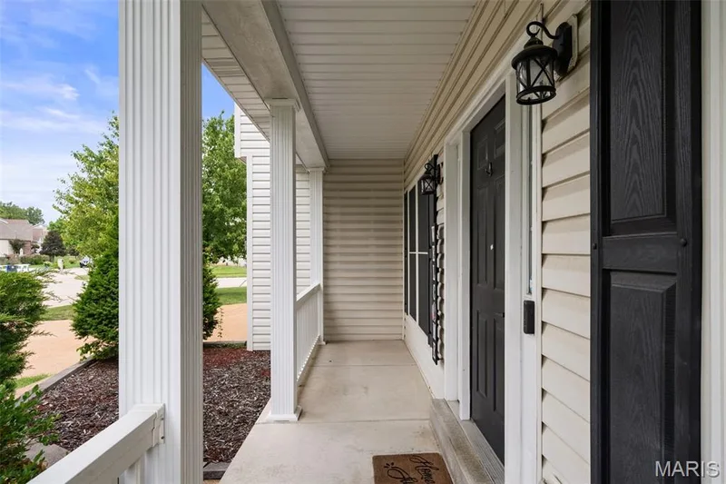 771 Avondale Drive, St Peters, MO 63376 — listing photo 4 of 51