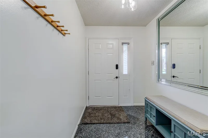 42 Arborshadow Court, St Peters, MO 63376 — listing photo 4 of 45