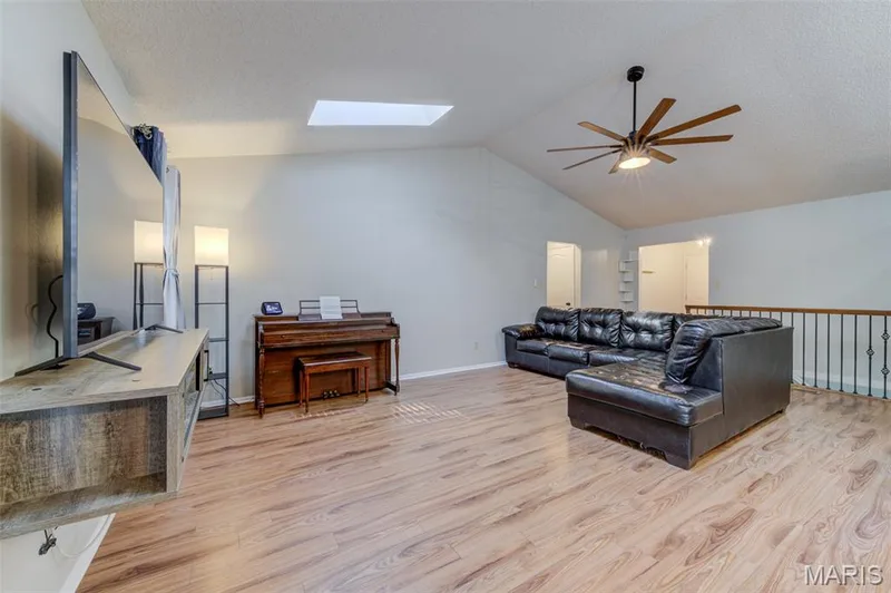42 Arborshadow Court, St Peters, MO 63376 — listing photo 6 of 45