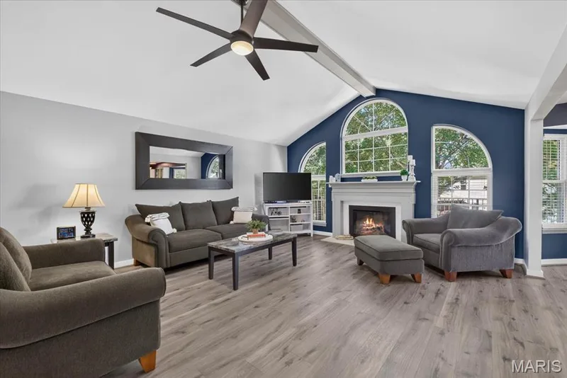 3188 Moss Pointe Drive, St Charles, MO 63303 — listing photo 5 of 29
