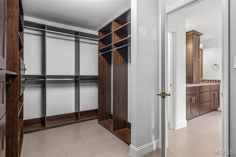 4734 Briarcroft Drive, St Charles, MO 63304 — listing photo 15 of 36