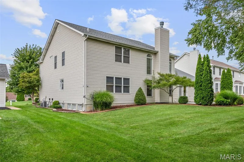 4734 Briarcroft Drive, St Charles, MO 63304 — listing photo 31 of 36