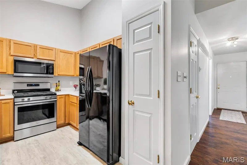 404 Cardinal Commons Court, St Peters, MO 63376 — listing photo 18 of 36