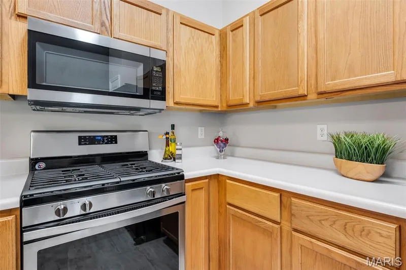 404 Cardinal Commons Court, St Peters, MO 63376 — listing photo 20 of 36