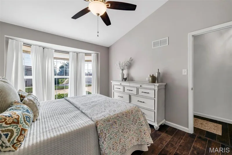 404 Cardinal Commons Court, St Peters, MO 63376 — listing photo 24 of 36