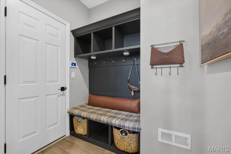 401 Burnley Drive, O'Fallon, MO 63368 — listing photo 5 of 50