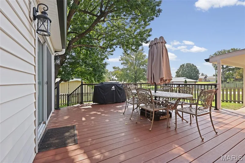 1 Oakland Hills Drive, Chesterfield, MO 63017 — listing photo 75 of 86