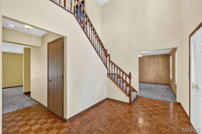 2714 Red Cedar Parc Drive S, O'Fallon, MO 63368 — listing photo 4 of 50