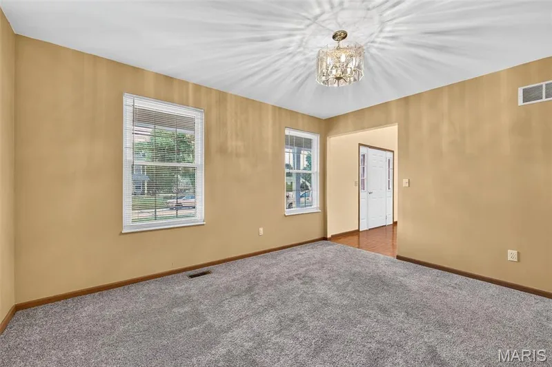2714 Red Cedar Parc Drive S, O'Fallon, MO 63368 — listing photo 6 of 50