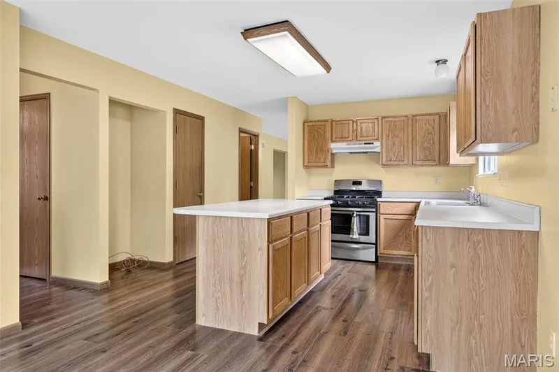 2714 Red Cedar Parc Drive S, O'Fallon, MO 63368 — listing photo 20 of 50
