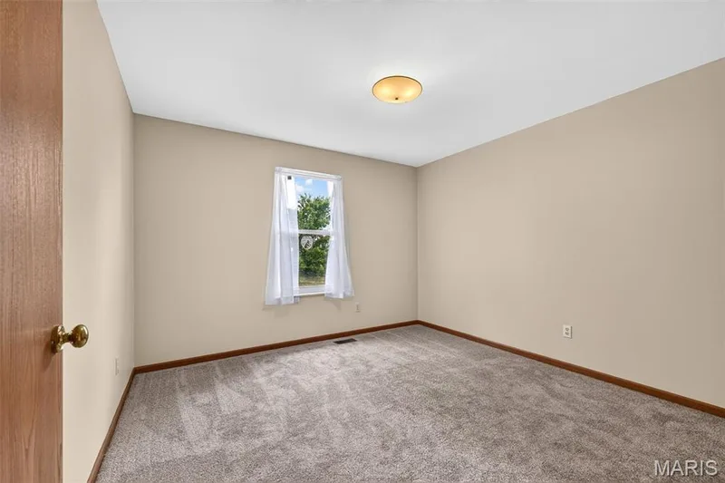 2714 Red Cedar Parc Drive S, O'Fallon, MO 63368 — listing photo 34 of 50