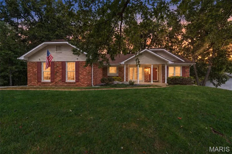2432 Evergreen Forest Court, Wildwood, MO 63011 — listing photo 2 of 43