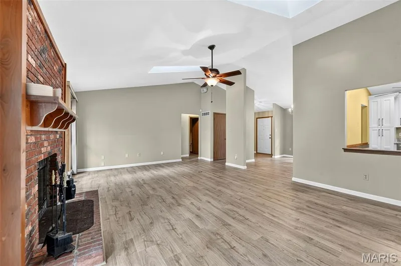 2432 Evergreen Forest Court, Wildwood, MO 63011 — listing photo 12 of 43