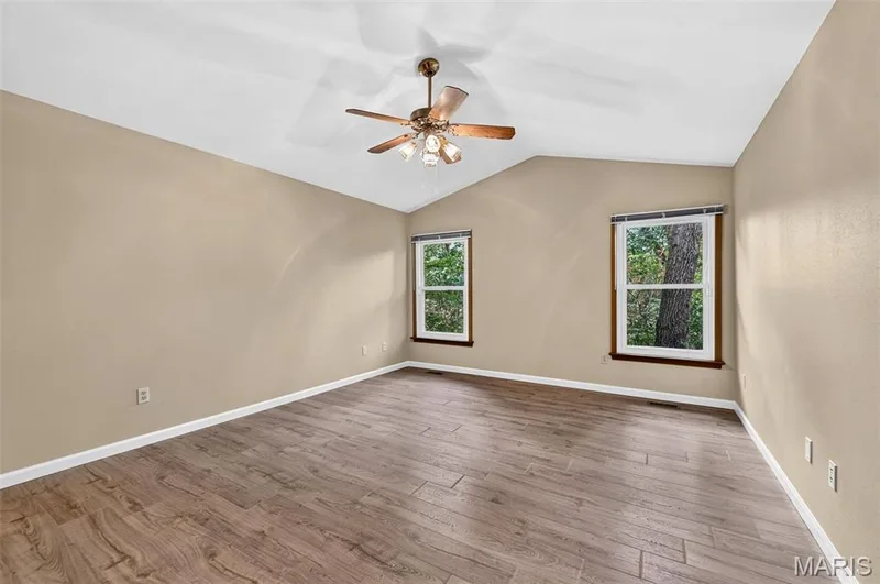 2432 Evergreen Forest Court, Wildwood, MO 63011 — listing photo 16 of 43