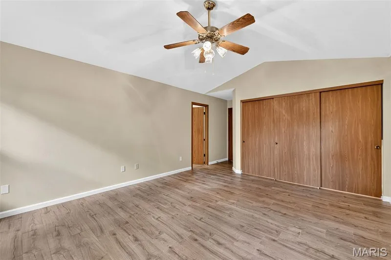 2432 Evergreen Forest Court, Wildwood, MO 63011 — listing photo 17 of 43