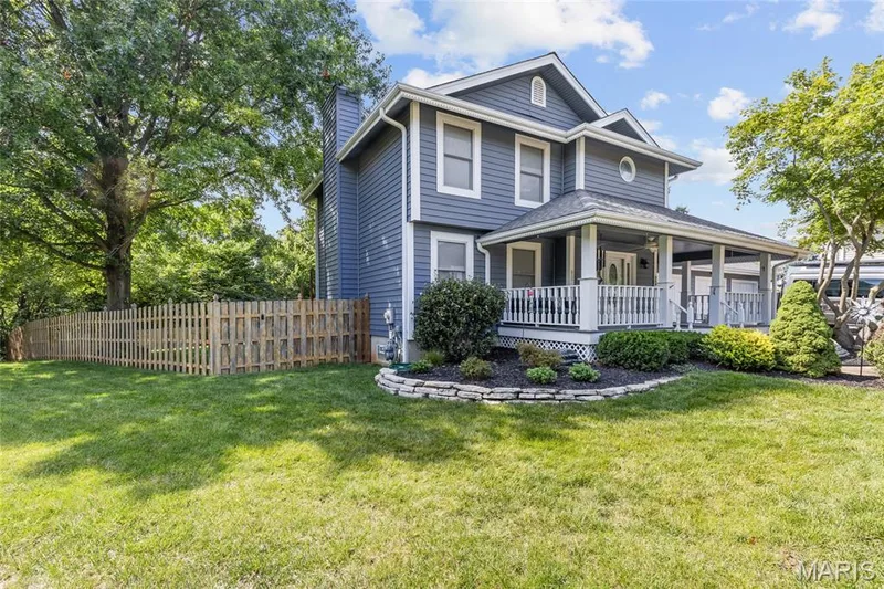 4 River Ridge Court, St Charles, MO 63303 — listing photo 3 of 40
