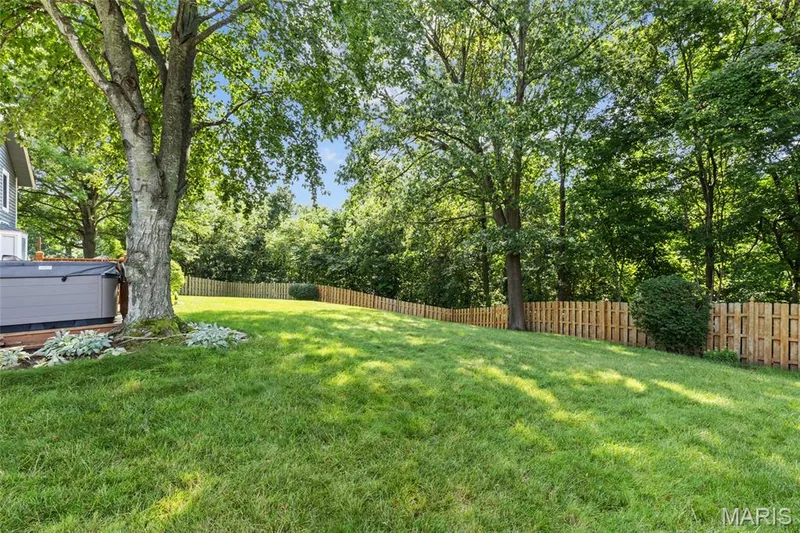 4 River Ridge Court, St Charles, MO 63303 — listing photo 9 of 40