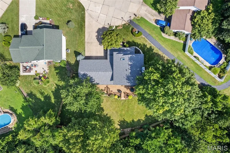 4 River Ridge Court, St Charles, MO 63303 — listing photo 11 of 40