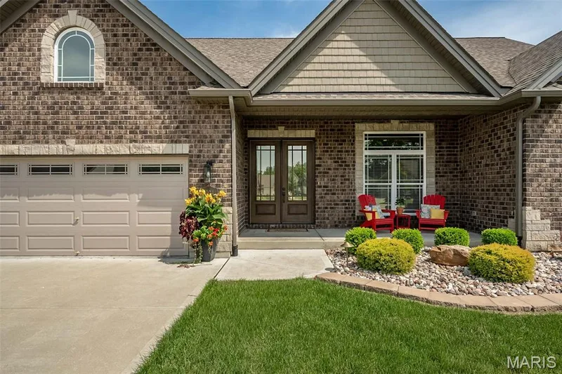 Custom front door — 904 Bellevaux Place, St Charles, MO 63301