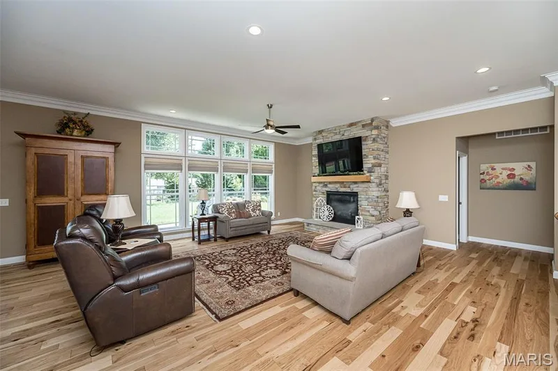 904 Bellevaux Place, St Charles, MO 63301 — listing photo 5 of 30