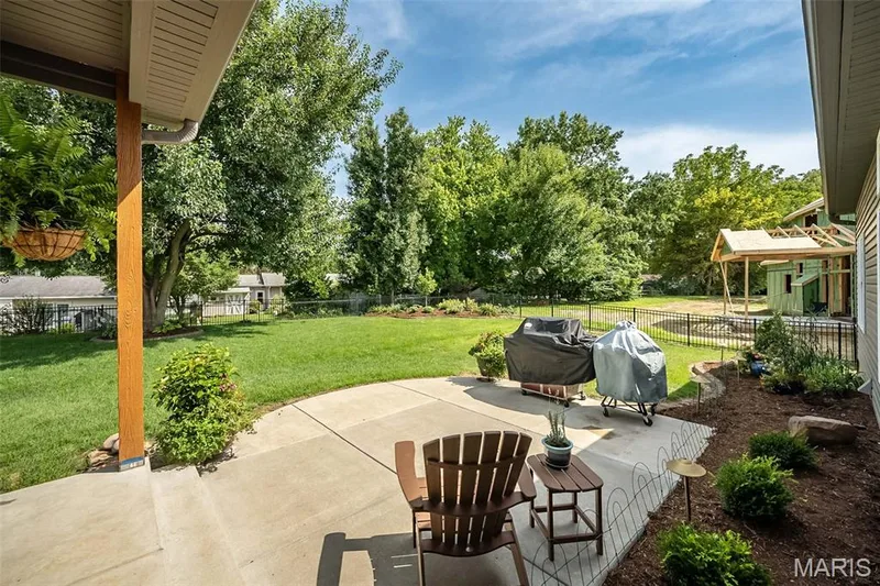 904 Bellevaux Place, St Charles, MO 63301 — listing photo 23 of 30