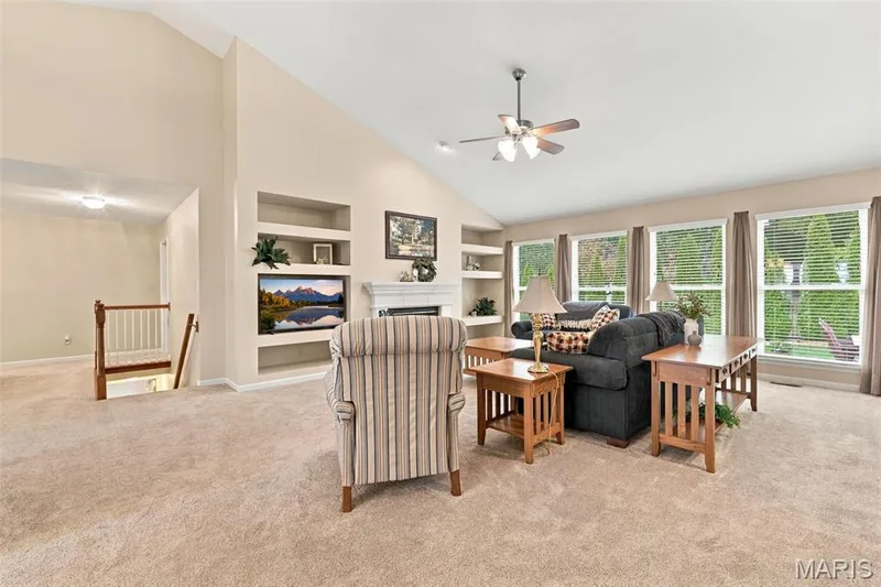 409 Mannington Drive, St Peters, MO 63376 — listing photo 4 of 51