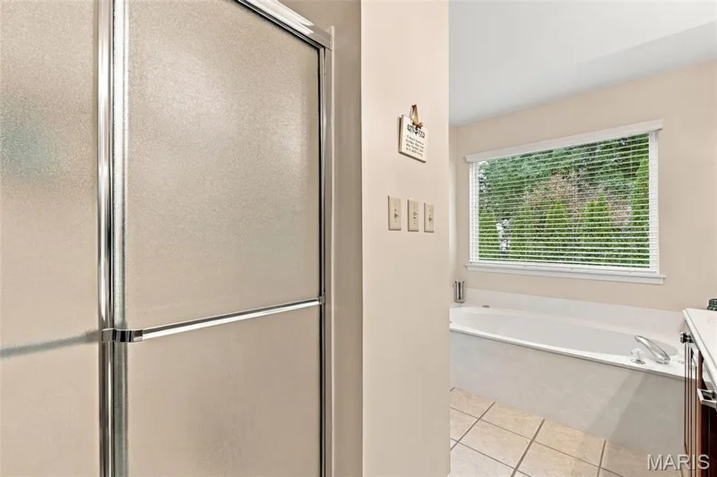 409 Mannington Drive, St Peters, MO 63376 — listing photo 27 of 51