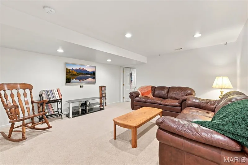409 Mannington Drive, St Peters, MO 63376 — listing photo 36 of 51