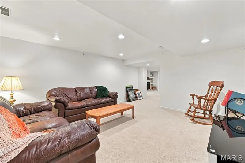 409 Mannington Drive, St Peters, MO 63376 — listing photo 37 of 51