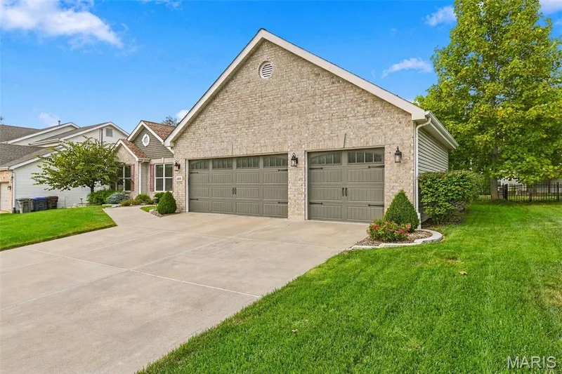 409 Mannington Drive, St Peters, MO 63376 — listing photo 45 of 51