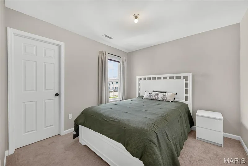 3404 Charlestowne Crossing Drive, St Charles, MO 63301 — listing photo 20 of 34