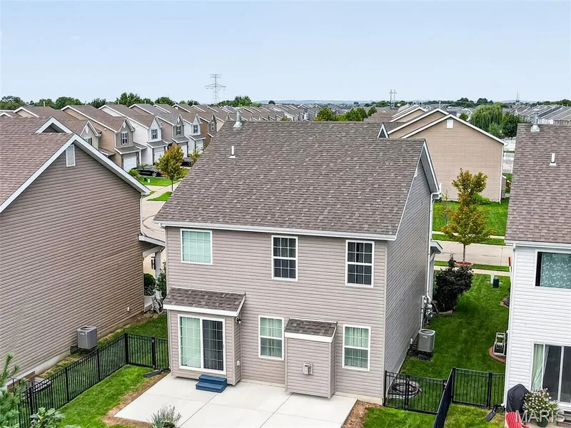 3404 Charlestowne Crossing Drive, St Charles, MO 63301 — listing photo 27 of 34