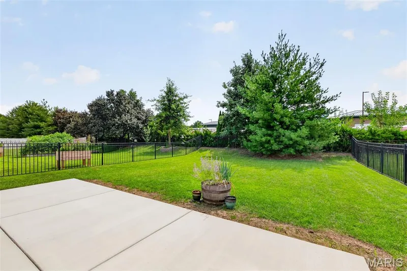 3404 Charlestowne Crossing Drive, St Charles, MO 63301 — listing photo 28 of 34