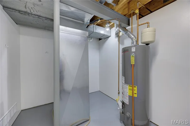 Utility room located in the basement. — 9 Carriage Way E, St Peters, MO 63376
