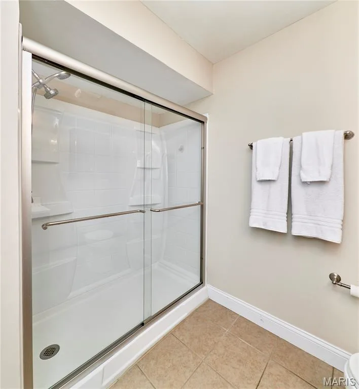 Primary shower — 16463 Cobbleskille Drive, Chesterfield, MO 63017