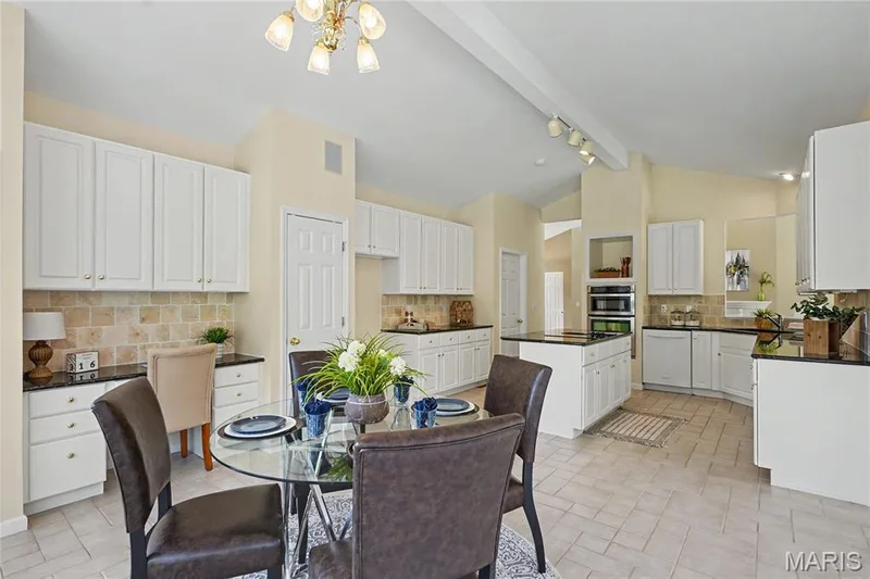 111 Cooperwyck Road, Wentzville, MO 63385 — listing photo 10 of 31