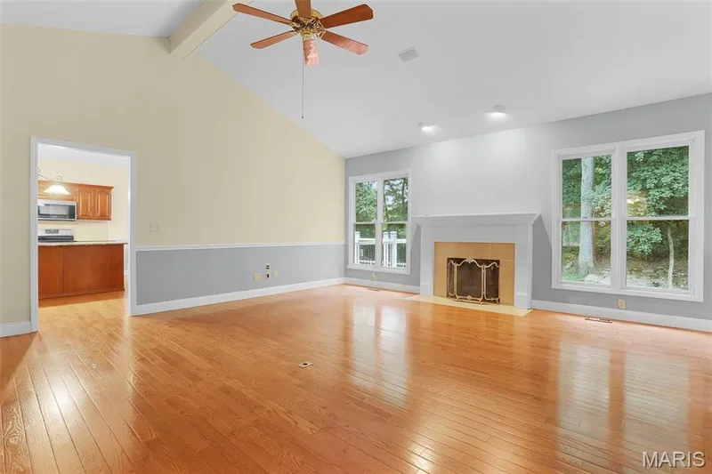 1154 S Charlemagne Drive, Lake St. Louis, MO 63367 — listing photo 4 of 46