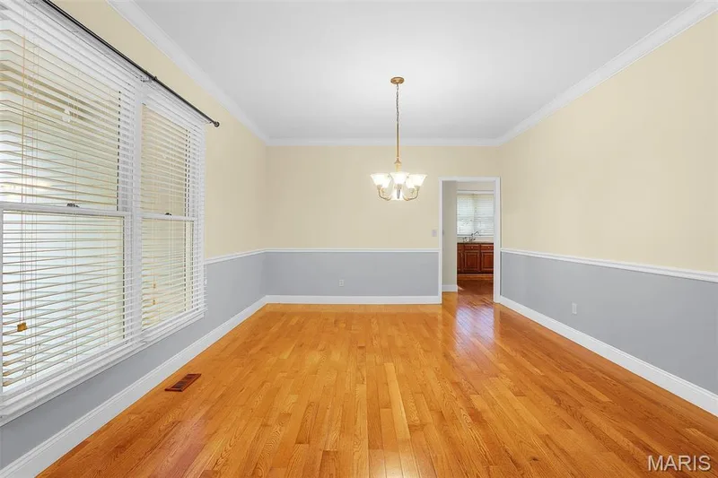1154 S Charlemagne Drive, Lake St. Louis, MO 63367 — listing photo 6 of 46