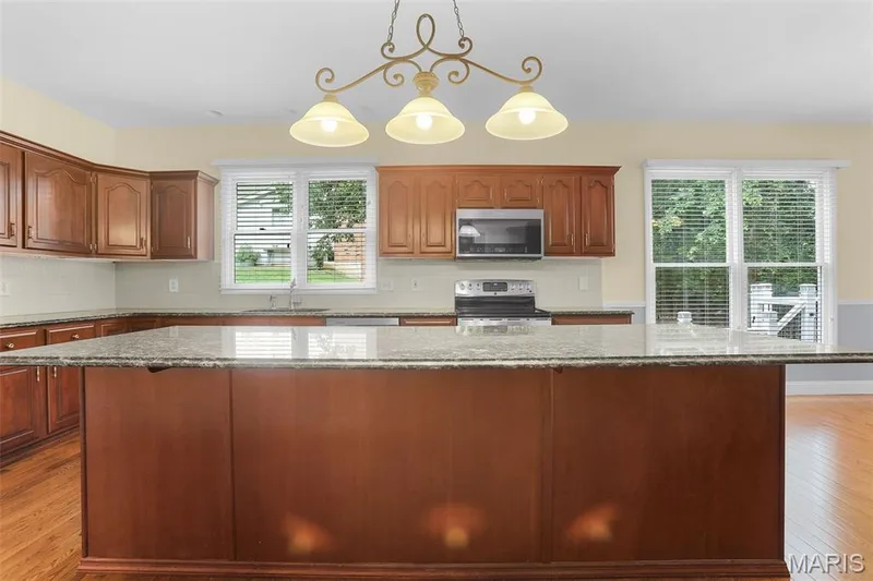 1154 S Charlemagne Drive, Lake St. Louis, MO 63367 — listing photo 12 of 46