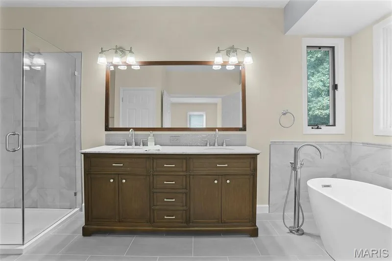 1154 S Charlemagne Drive, Lake St. Louis, MO 63367 — listing photo 19 of 46
