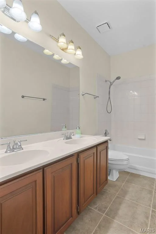 1154 S Charlemagne Drive, Lake St. Louis, MO 63367 — listing photo 23 of 46
