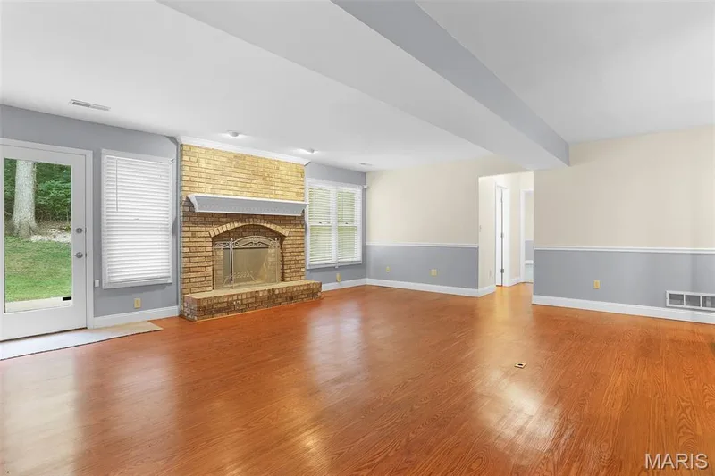 1154 S Charlemagne Drive, Lake St. Louis, MO 63367 — listing photo 31 of 46
