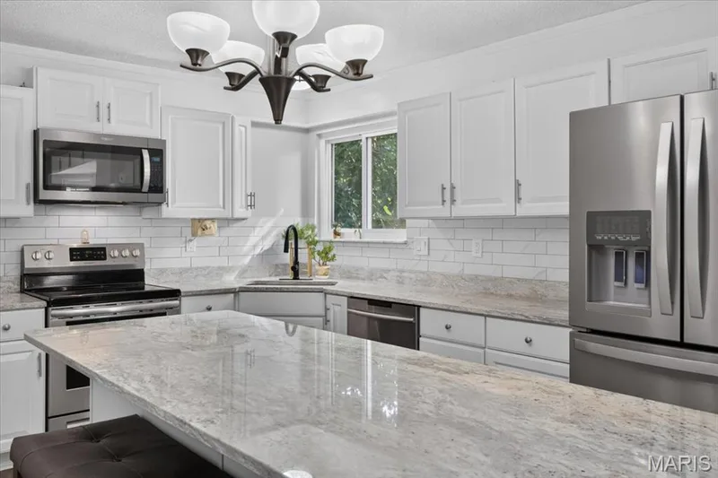 312 Quiet Country Drive, St Peters, MO 63376 — listing photo 17 of 62