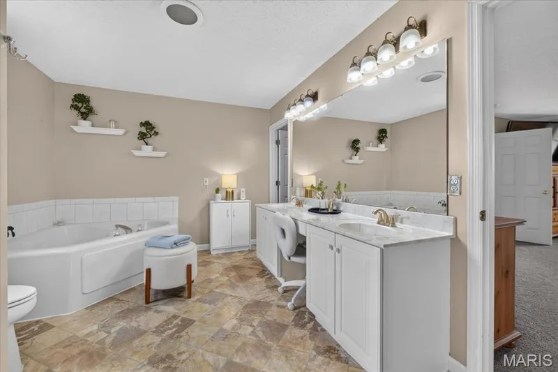 312 Quiet Country Drive, St Peters, MO 63376 — listing photo 28 of 62
