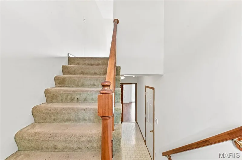 3034 Crown Drive #D, St Peters, MO 63376 — listing photo 3 of 28
