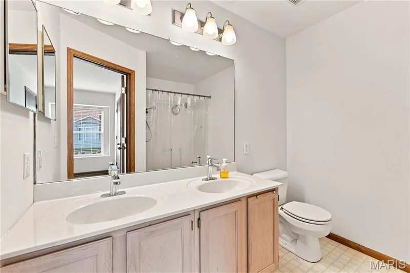3034 Crown Drive #D, St Peters, MO 63376 — listing photo 12 of 28