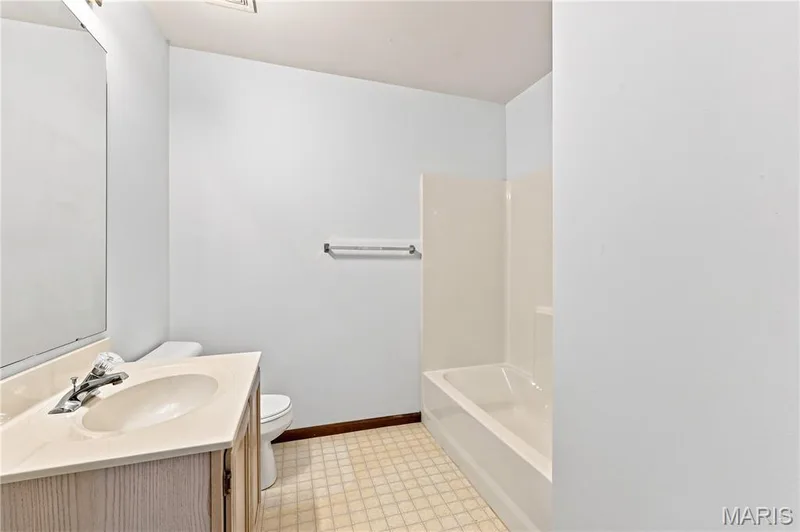 3034 Crown Drive #D, St Peters, MO 63376 — listing photo 17 of 28