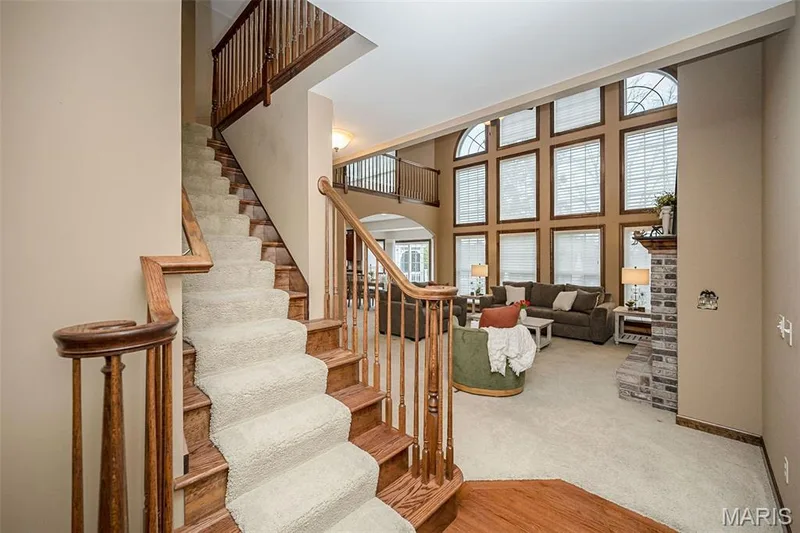 909 Oxford Trail Drive, St Peters, MO 63376 — listing photo 9 of 45